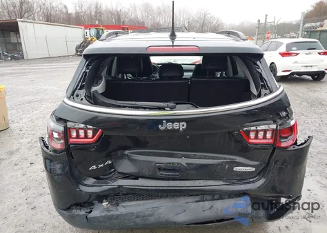 2022 Jeep Compass Latitude 4X4 from USA, damaged, VIN 3C4NJDBB2NT174140